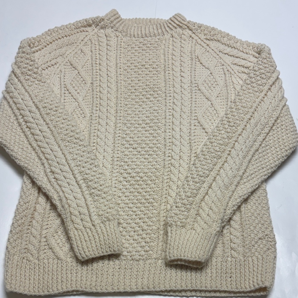 Vintage Magee made in Ireland hand knitted wool fisherman sweater size large